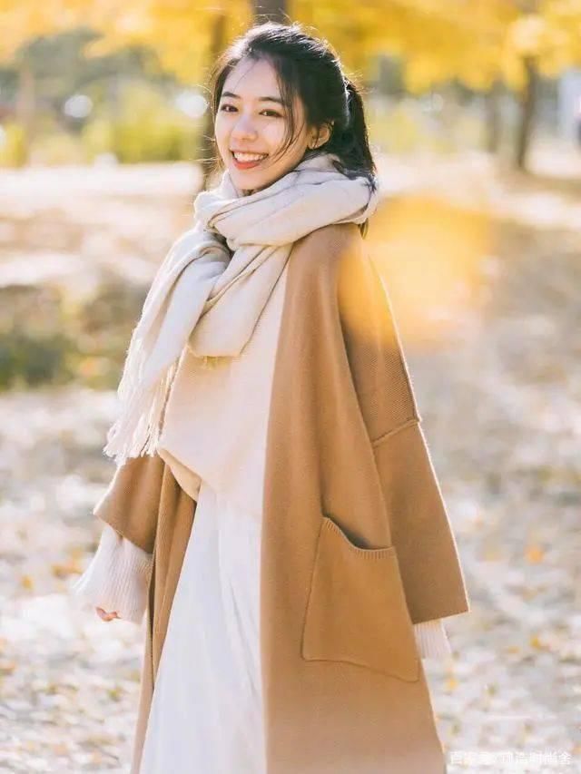  围巾|大衣+围巾，厚毛衣+围巾=入冬“王炸cp!”