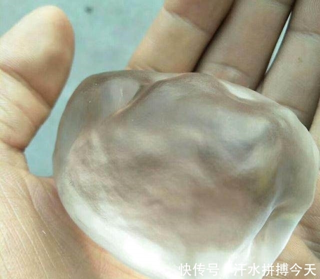 捡到的石头种类很多,如何学会自己鉴别