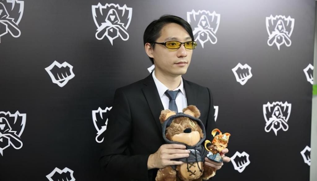 爆料|Letme直播爆料某教练将回归LPL，虽没说姓名，但玩家心中已有答案