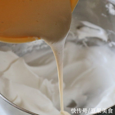 简单好上手的「红茶小蛋糕」，解决你的没胃口