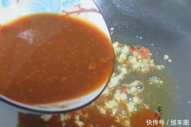 它是刮油王,每天炒一盘,肠道不堵了,排完宿便,越吃越瘦!