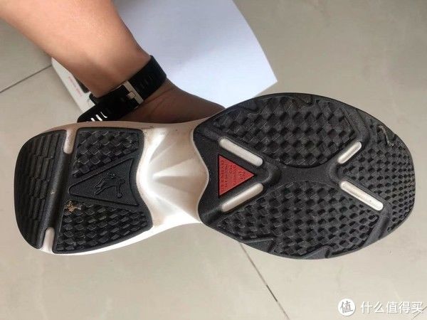 缓震|5双200左右的国产跑鞋测评– 有适合跑步有不适合跑步的