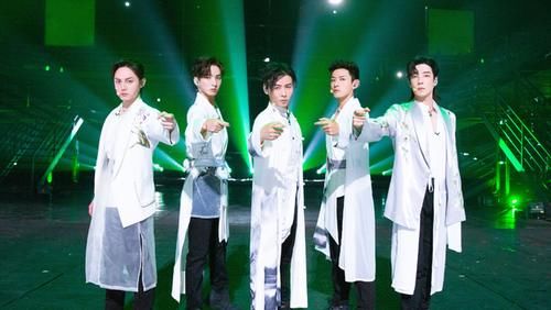 布瑞吉|以鸡蛋里挑骨头的态度,看《披荆斩棘的哥哥》,至少有3大槽点