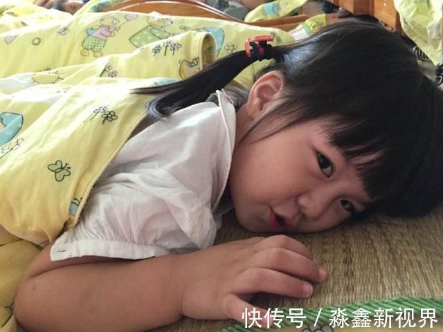 小丽|3岁女儿在家从不午睡,幼儿园老师却说很乖,看到被子后妈妈心疼