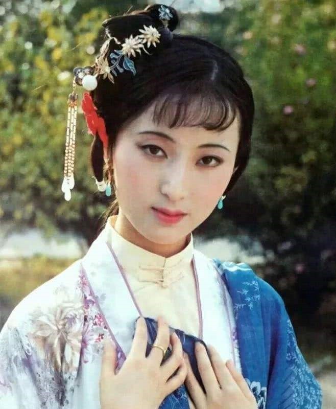 贾母$黛玉临死前曾经梦魇,梦见自己给人做续弦,到底有何寓意