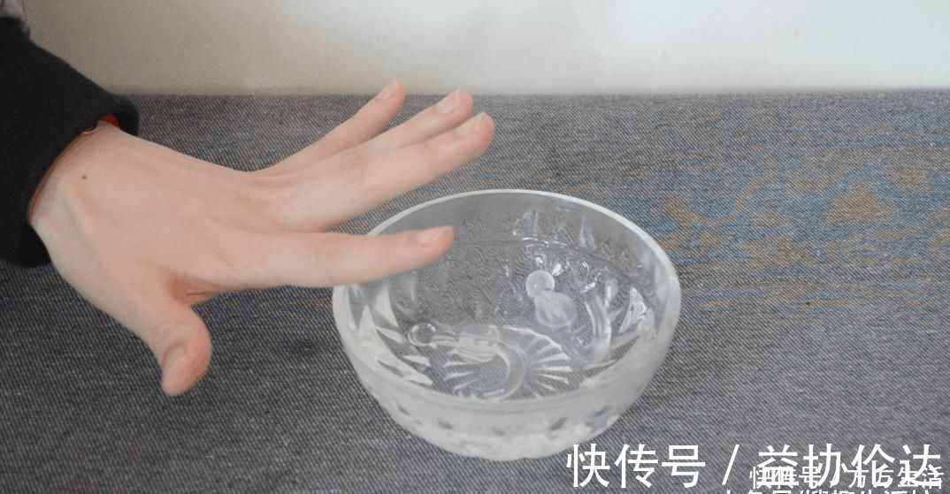 绝招|吸盘挂钩老是掉 教你一个简单绝招, 挂几十斤都很牢固, 太实用了