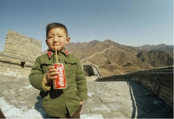 如今|1979年,曾经第一个在长城上喝可乐的男孩,如今怎样了