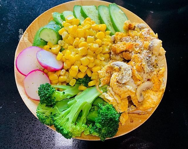 我轻断食的一周减脂餐,发朋友圈被点赞,同事:难怪瘦了一圈