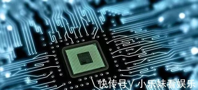 美国|俄罗斯没有一台光刻机,芯片全靠进口,为什么不怕美国“卡脖子”