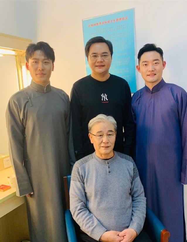 德云社相声春晚录制结束,众演员晒照引发网友期待,能来的都来了