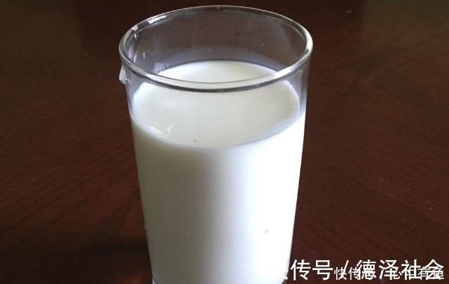 强身健体|人到古稀更需养生,多吃3物,喝2种饮品,健脑强身,还有助长寿