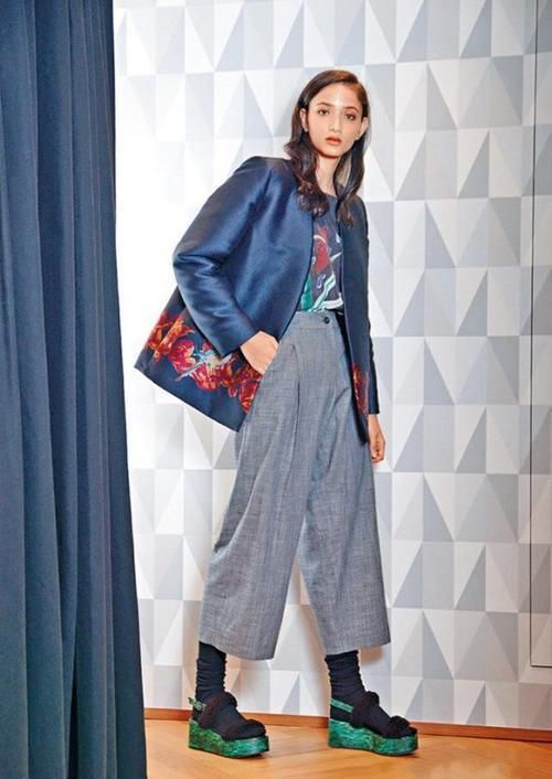 鞋子|不管是大衣还是羽绒服，尽量别搭这3双“鞋子”，免得显矮又显胖
