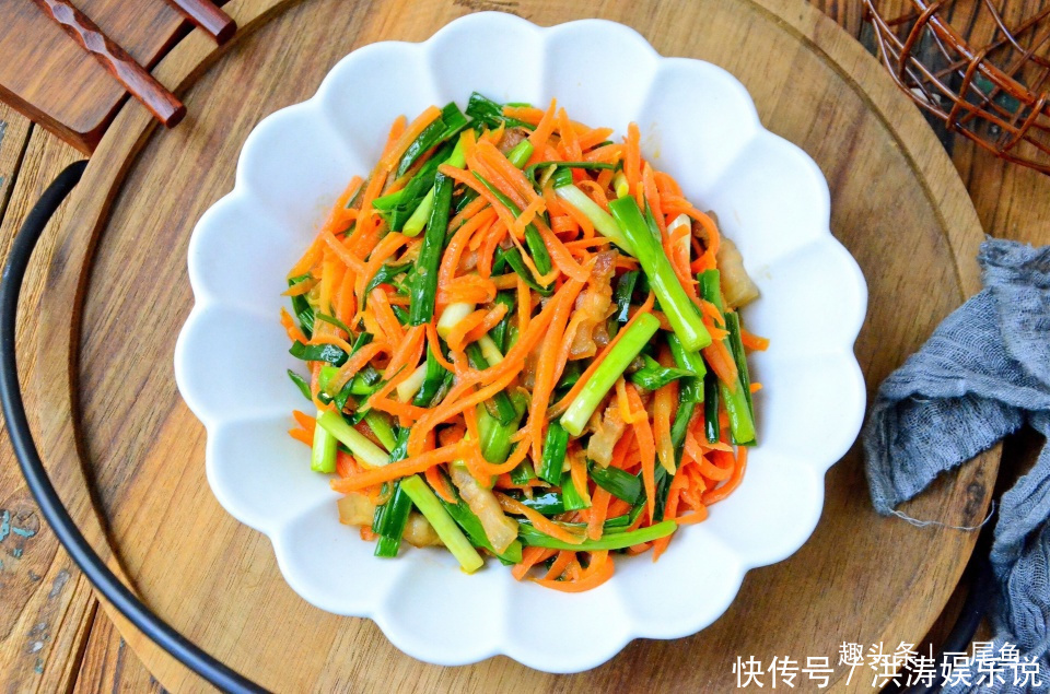 中薪|冬天吃白菜不如吃此菜，二块钱一斤，杀菌消食，老人孩子要多吃