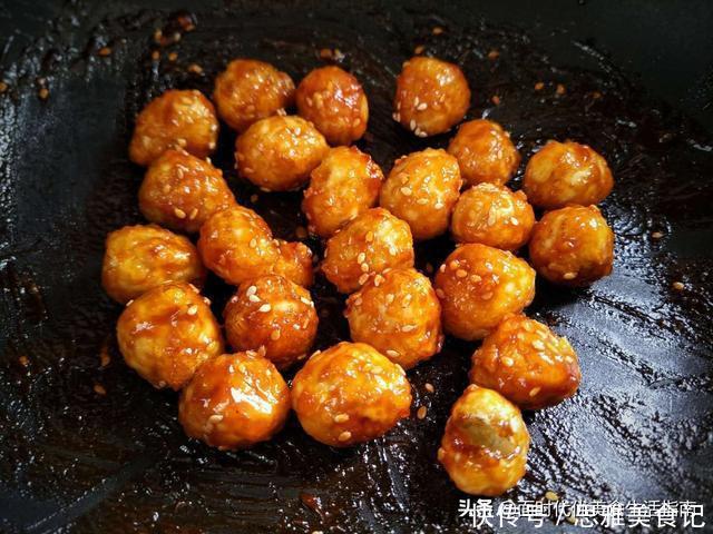 春天多给孩子做它吃，6元一斤也不贵，孩子常吃个子蹭蹭往上窜！