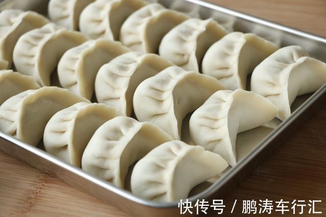 北方地道|大葱猪肉饺子馅儿怎么调才好吃?北方地道的做法,味香料足真好吃