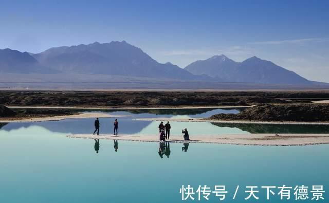 画卷|西北游不能错过的美景——小柴旦湖！湖中的结晶岩似一幅天然画卷