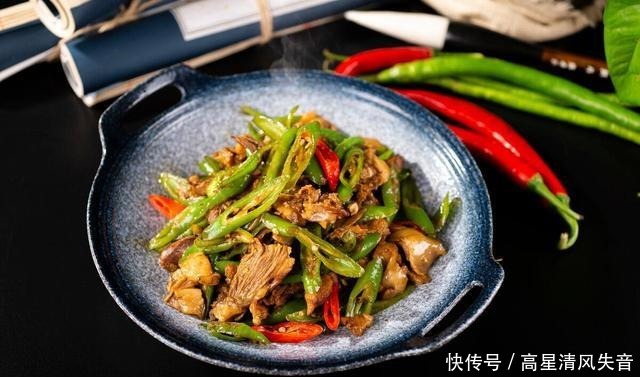 道菜|这道菜太下饭了,麻辣鲜香的家常小炒肉,香酥可口甜咸适中,好吃