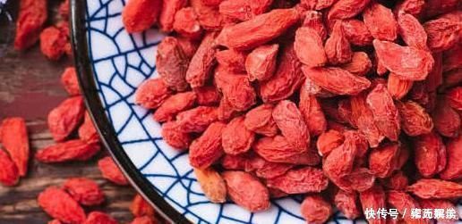 鞣酸|大夫劝告枸杞最好别和“此物”一起泡,不然没病找病,损害肾脏