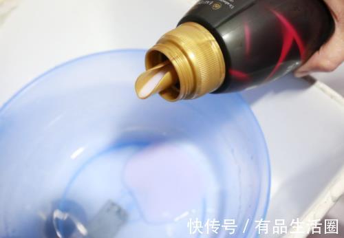 织物|衣物柔顺剂有什么用 衣物柔顺剂在生活中的妙用