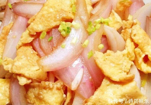 一道特别的年夜菜,有着非常好的杀菌消炎的作用,普通的家常菜