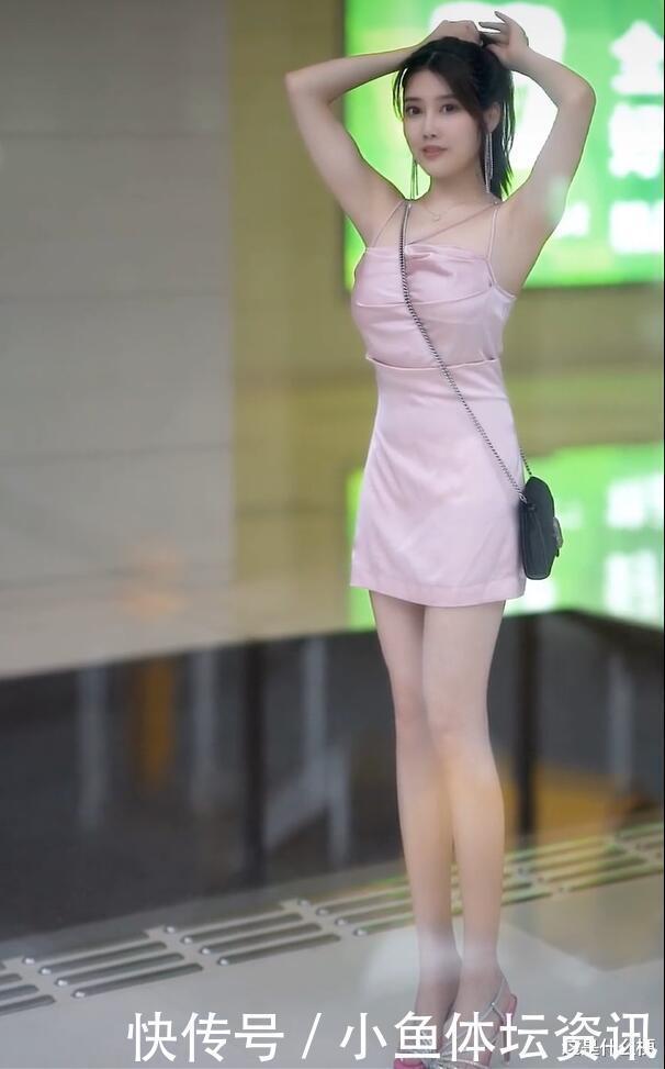 甜而不腻|真丝裙让妹子走在时尚前沿,效果甜而不腻