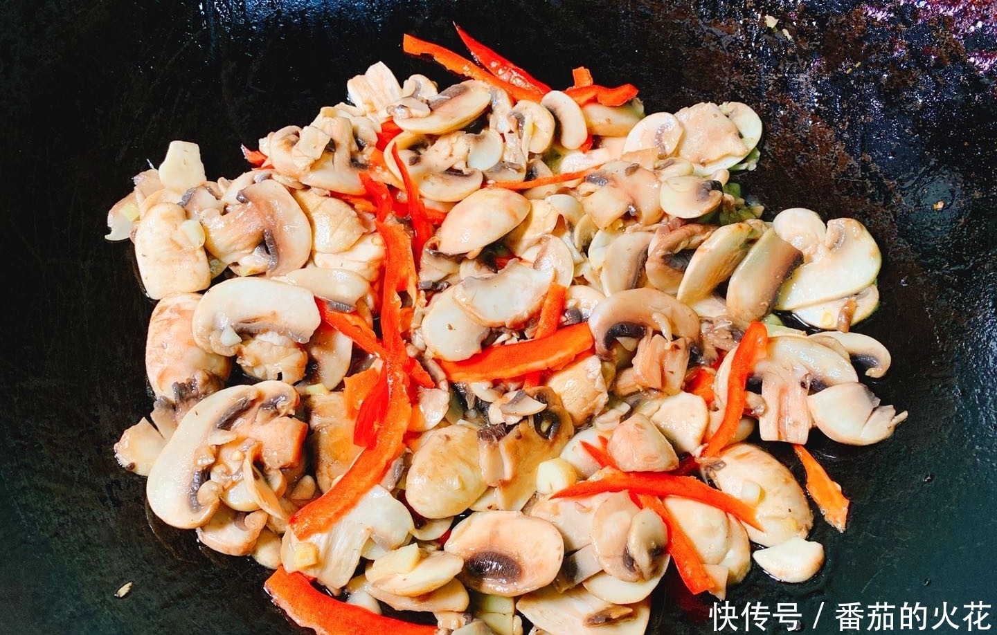 此物是天然维生素D,多给孩子吃,促进钙的吸收,比喝骨头汤都好
