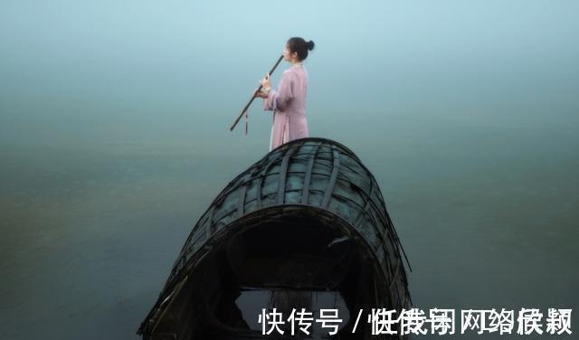 东篱!七绝·十首丨已无壮志追香梦,久避多情伴落霞