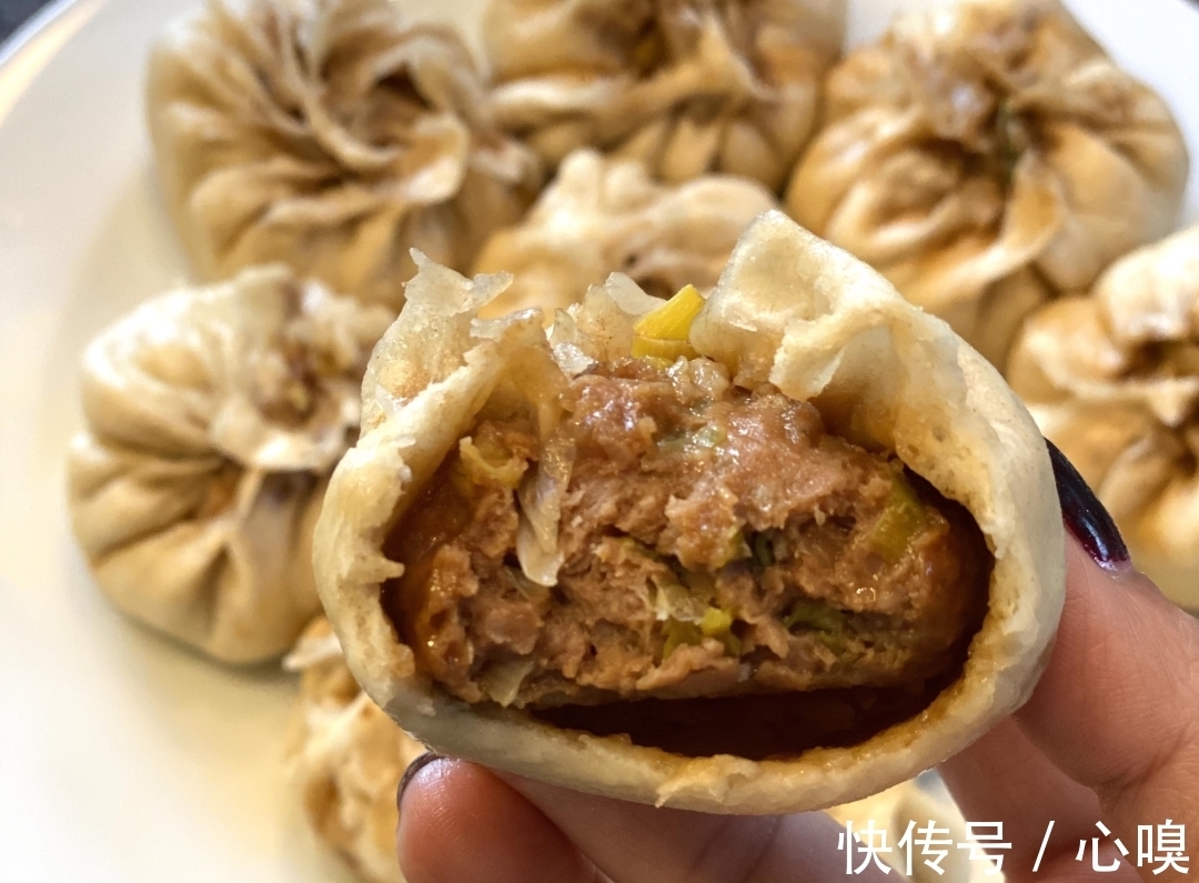 胳膊|让中年女人瞬间崩溃,一只肉包子就够了,卢家小妞成长日记