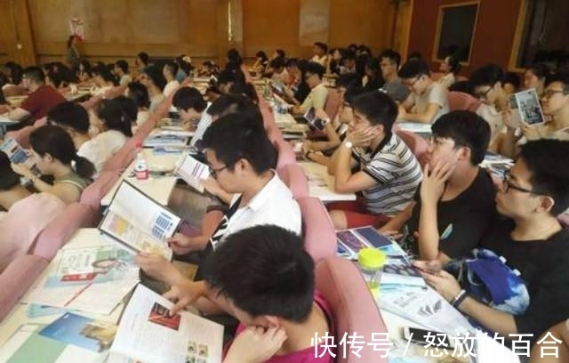 中考|十万考生中独占鳌头!七科只丢13分,语文丢8分,十年中考第一人