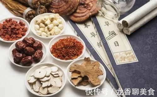 食物|比肥肉还“历害”的5种食物,胆固醇含量高,越吃血管越狭窄