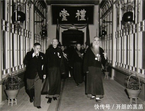 他喝多题字“不可随处小便”,酒醒后重新进行排序,成至理名言