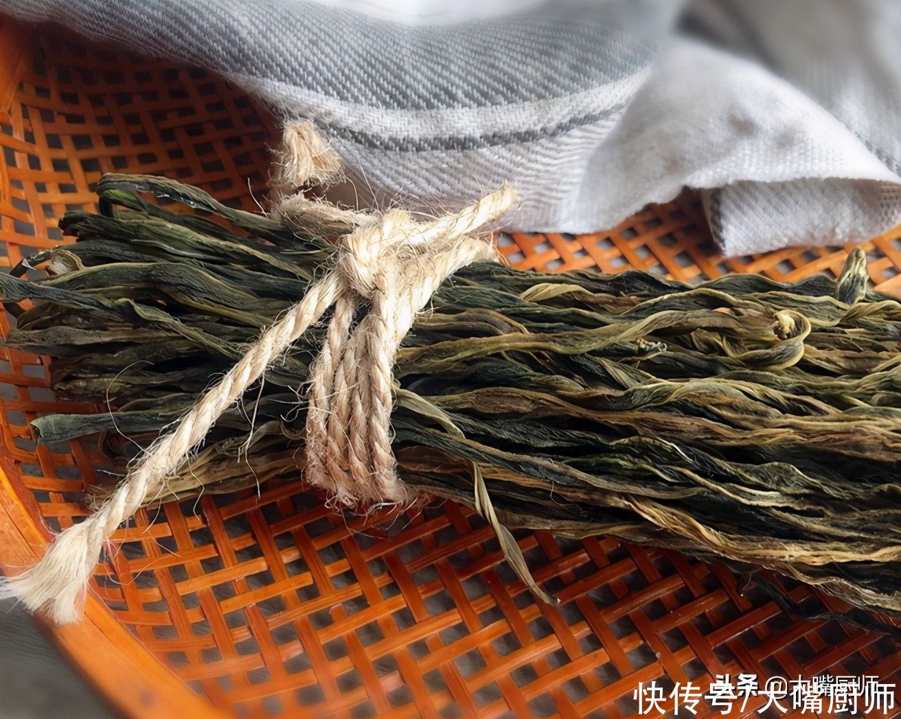 蔬菜|是时候“晒秋”了，6种便宜蔬菜晒干，放1年不坏，冬天炖肉特别香