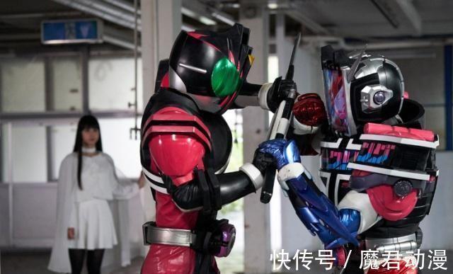 e假面骑士:当新平成假面骑士们遇到了帝骑哥,画风逐渐开始改变!