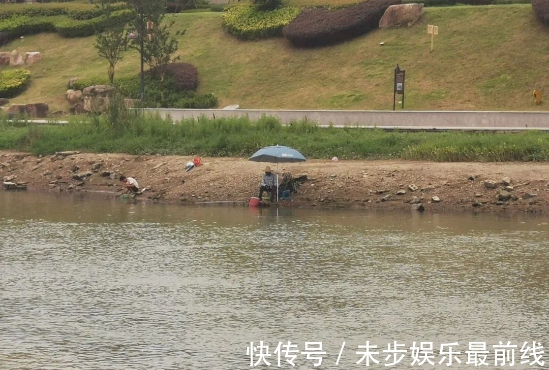 退水该怎么钓鱼？老手和新手的区别就在这，看清楚了！