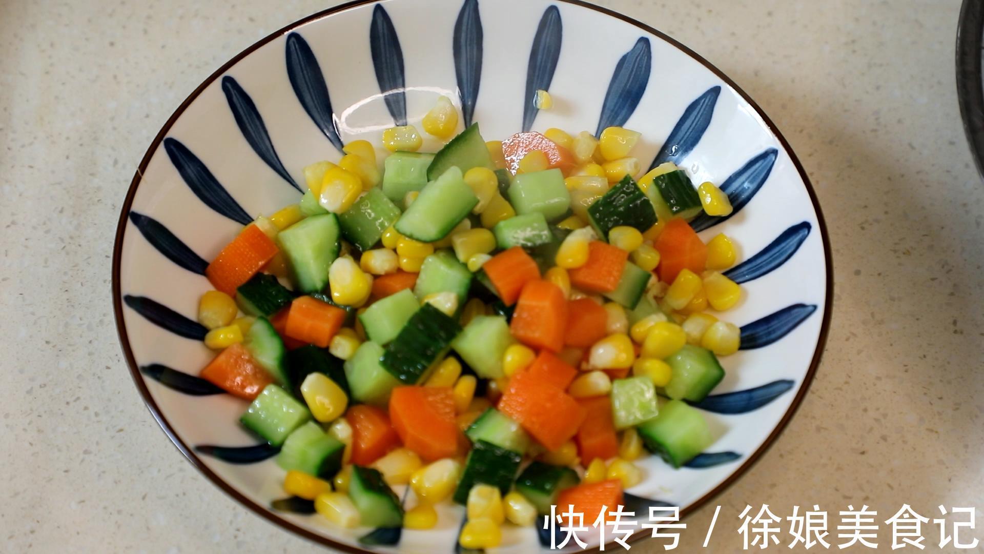 白灼|虾别只会白灼了,试试这个做法营养又美味,家里有孩子一定要多做