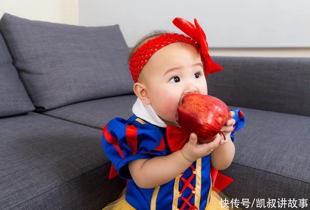 圆头|为了给宝宝睡成圆头，闺蜜和妈妈闹翻了