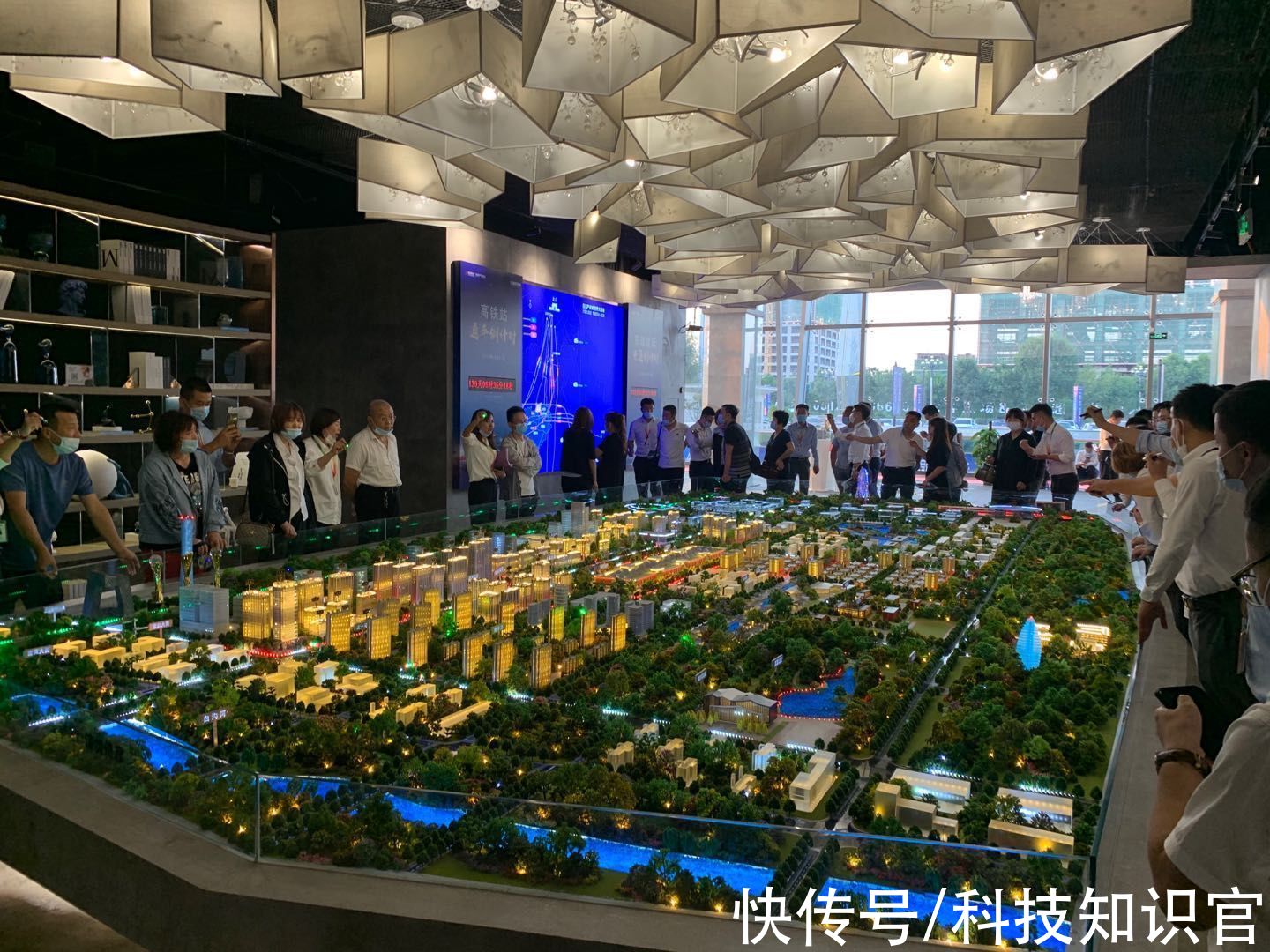 房地产|开盘秒售罄，三线城市榆林的房价暴涨22%，煤炭价格或成真正推手