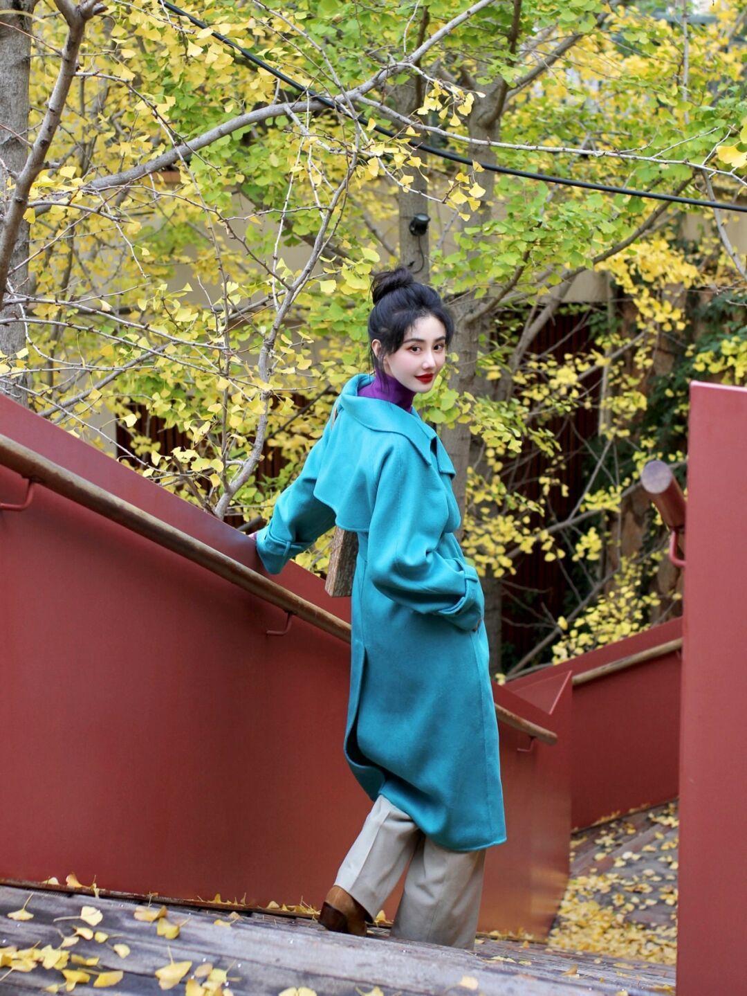 搭配|这才是优雅女性冬季最高级搭配,4款实用大衣分享给你,真美