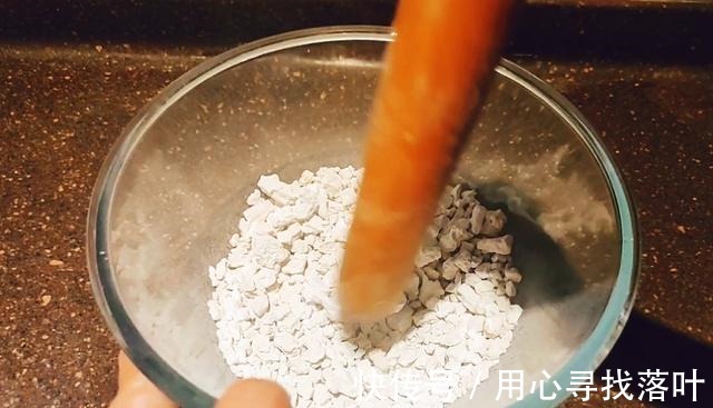 凉粉|用朋友送的红薯粉自制个凉粉，一次就成功了，又解锁了一个新技能！