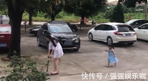 滑板车|“皮得很小姨”抢娃滑板车火了,网友:娃好可爱,好想抱抱她小姨