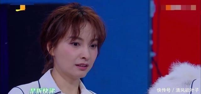 吴昕带病录《快本》,何炅心疼摸头杀,有谁注意一旁谢娜的表情