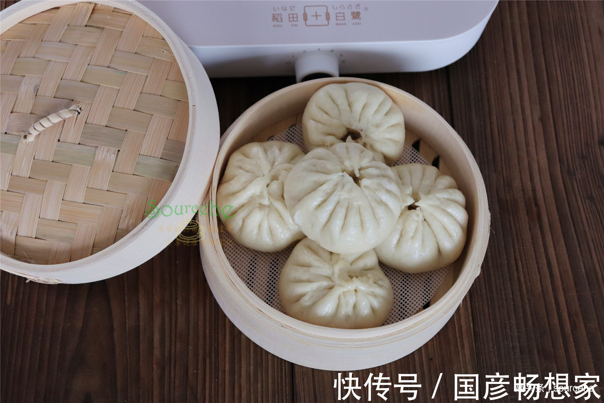 过年放假，早餐别买了，自己做包子，蓬松香软不塌陷，皮薄肉香