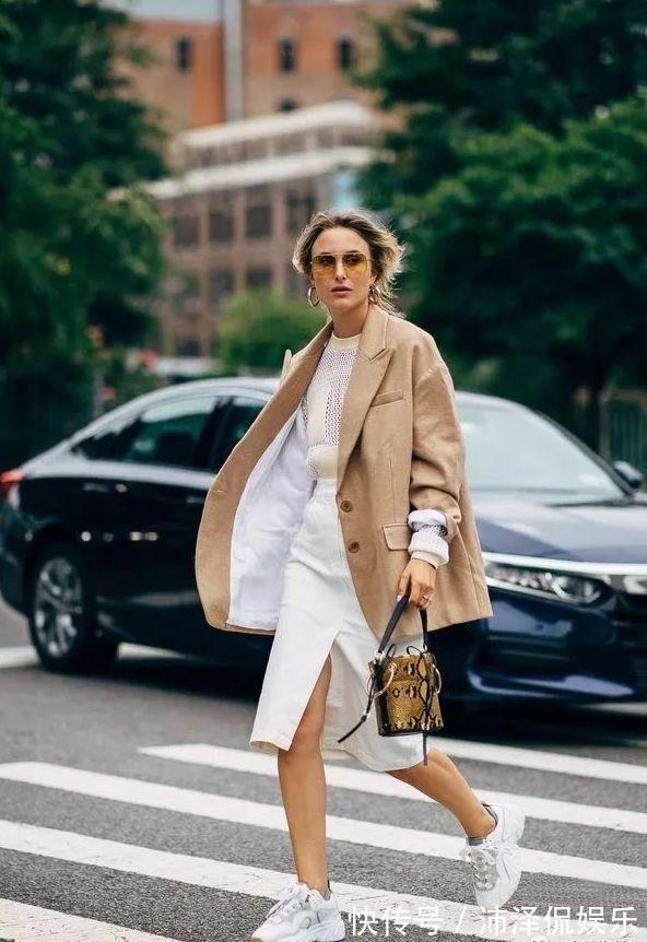 裙子|今年秋天，裙子都有哪些搭配方式这3种超级潮，我们一定要知道