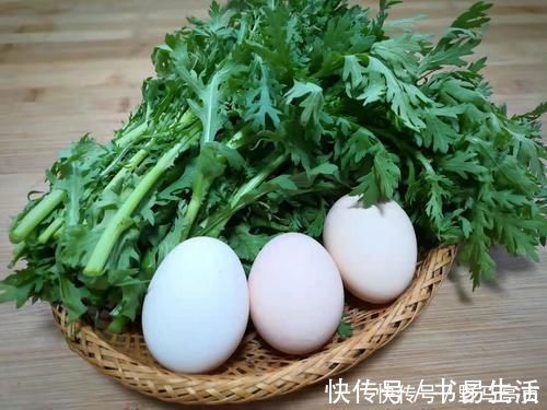 小面姨|这种蔬菜做早餐饼,咬一口满嘴香,隔三差五做一次,比韭菜饼好吃