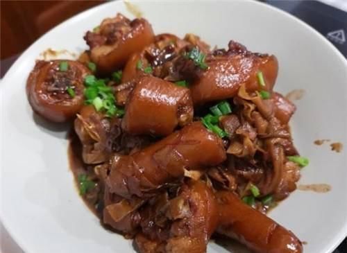 猪身上胶质最多部位,一头猪只有一个,常吃皮肤有弹性,比过燕窝