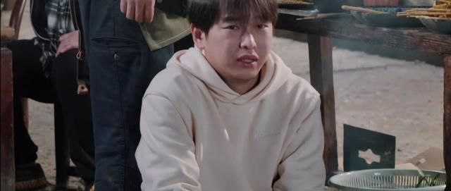 向往的生活|向往的生活:第三期彭昱畅有点不对劲,溢出屏幕的尴尬和不自然