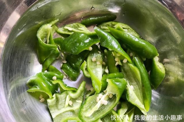 香菇和它一起炒,开胃解馋特过瘾,绝对让你多吃几碗米饭