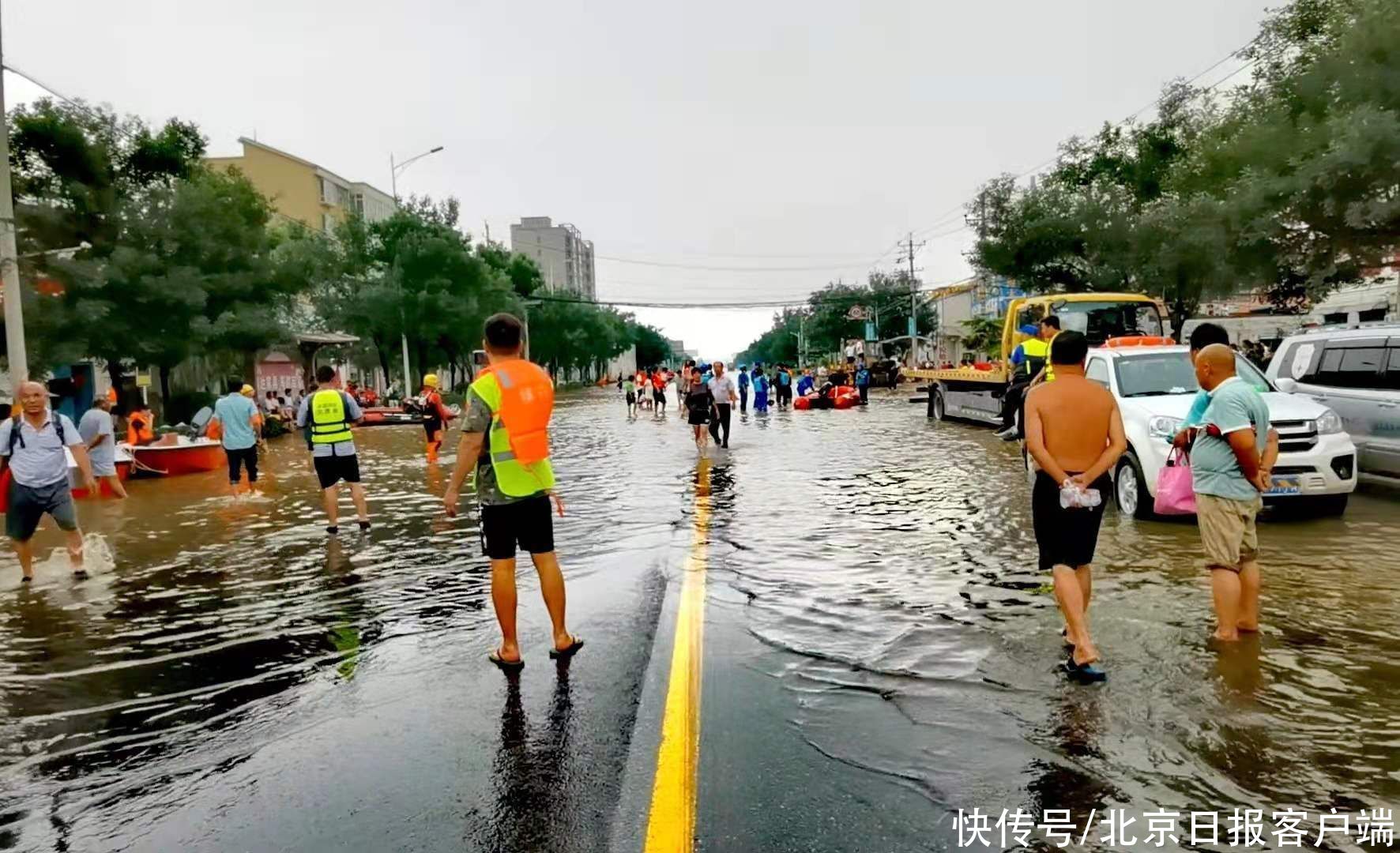 河南新乡告急！大批救援队已抵达现场|我在现场 | 告急