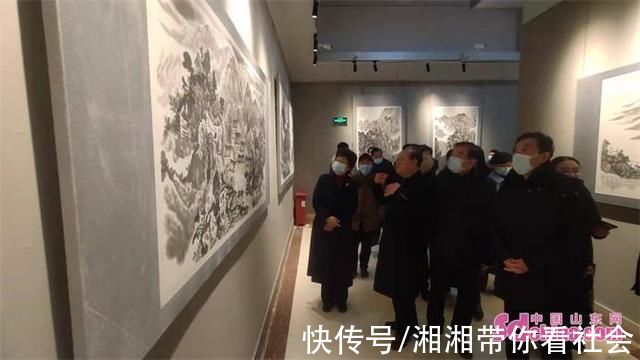 菏泽市#孟兆九山水画艺术展在菏泽市博物馆开幕