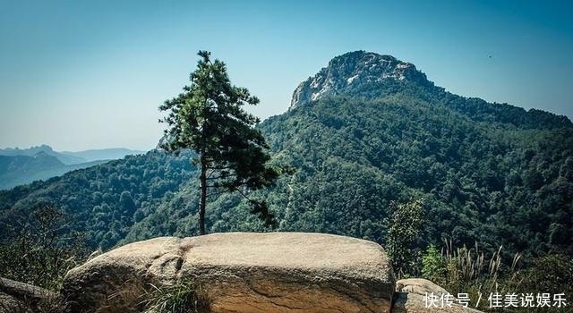 明德英|18岁小八路被日军追赶,沂蒙哑嫂哺乳救他,当了大官后报恩一生